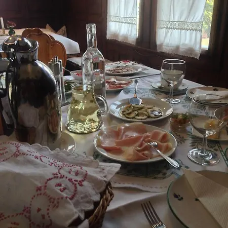 Weingut Albert, Familie Cramer 3* キツェック・イム・ザウザル