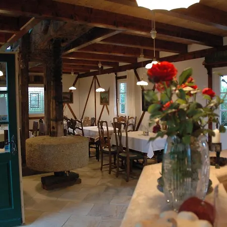 Weingut Albert, Familie Cramer