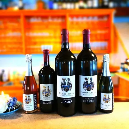 ベッド・アンド・ブレックファスト Weingut Albert, Familie Cramer