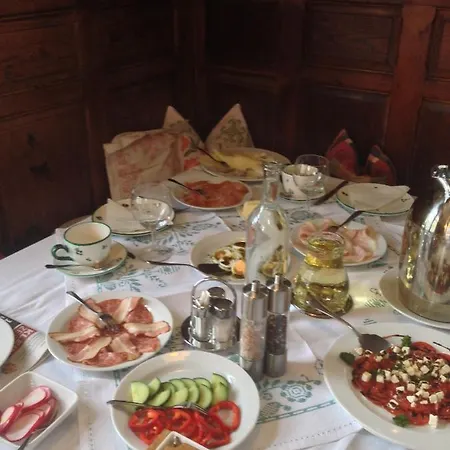 Bed & Breakfast Weingut Albert, Familie Cramer