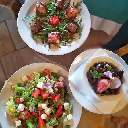 Weingut Albert, Familie Cramer 3*