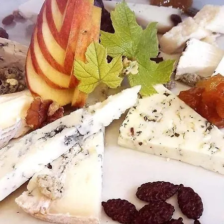 Weingut Albert, Familie Cramer 3*