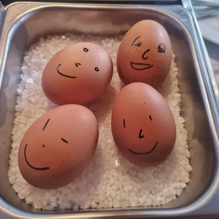 Bed & Breakfast Weingut Albert, Familie Cramer