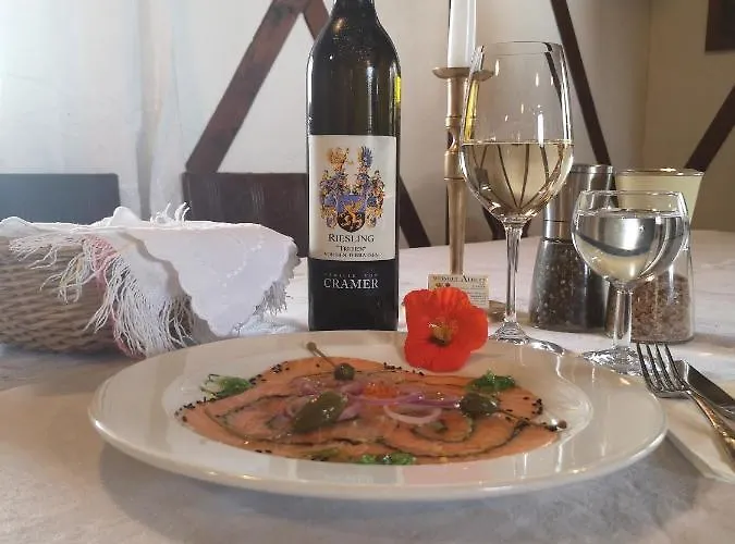 Frühstückspension Weingut Albert, Familie Cramer